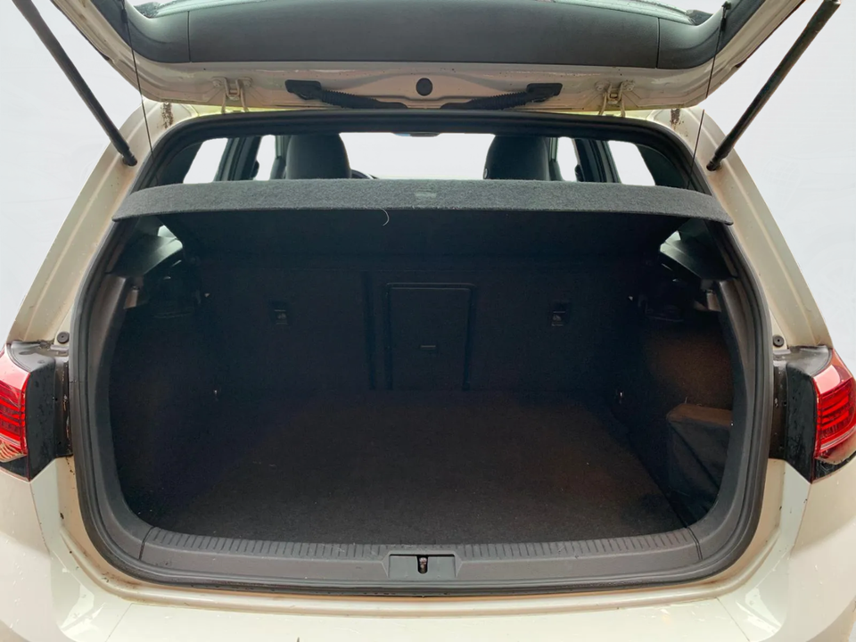 VW Golf VII 1,4 GTE DSG 5d