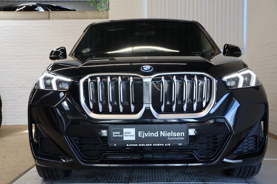 BMW iX1 xDrive30 M-Sport Premium 5d