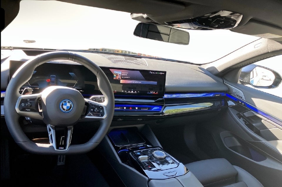 BMW i5 eDrive40 Touring Supercharged 5d