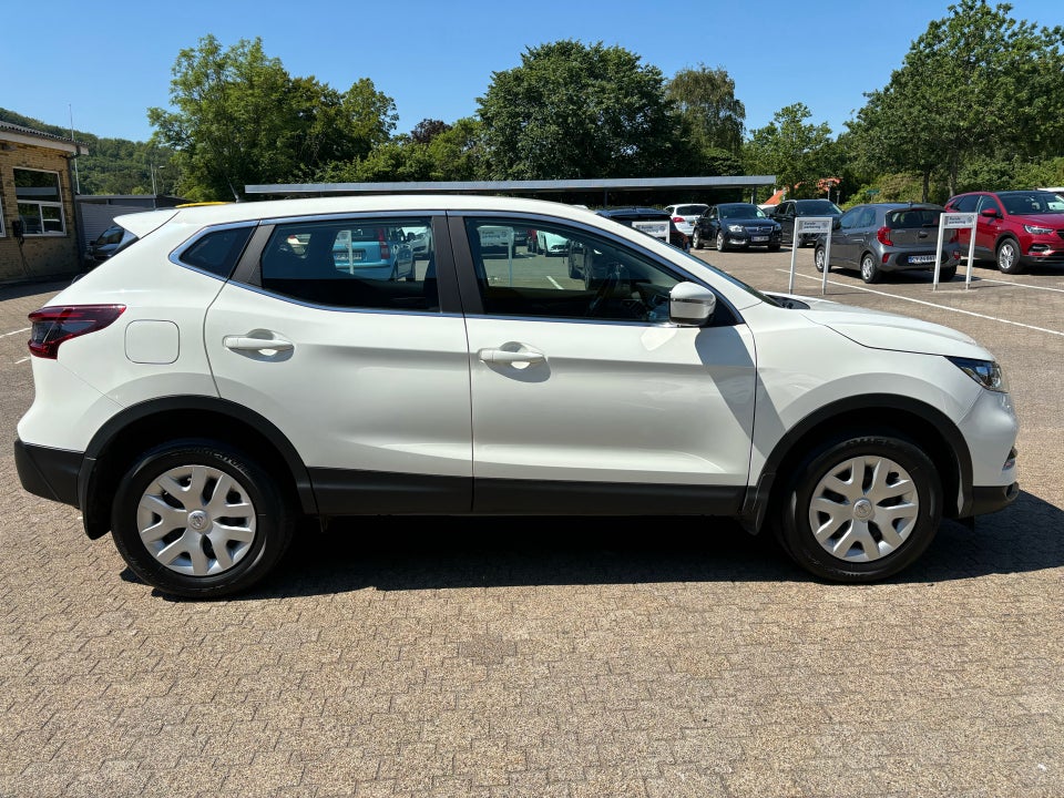 Nissan Qashqai 1,3 Dig-T 140 Visia 5d