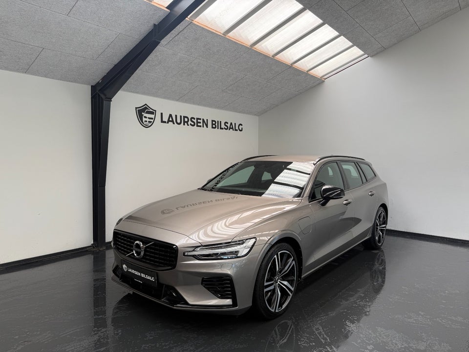 Volvo V60 2,0 T6 ReCharge R-Design aut. AWD 5d