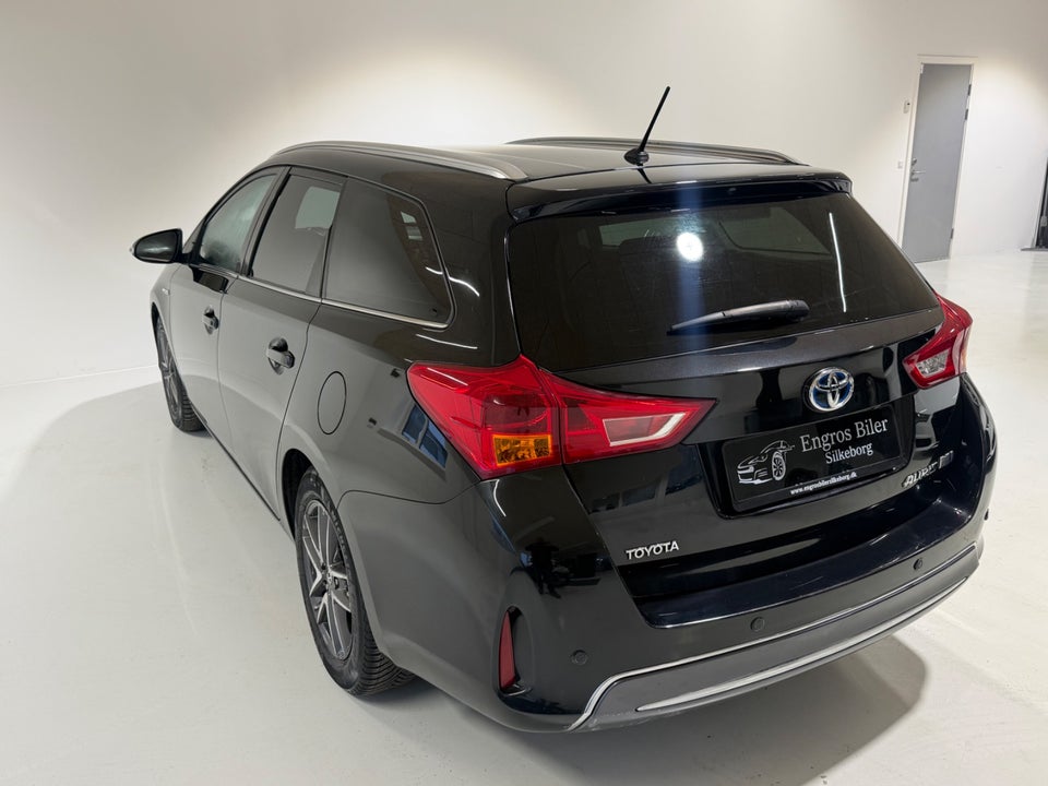 Toyota Auris 1,8 Hybrid H2 Premium Comfort CVT 5d