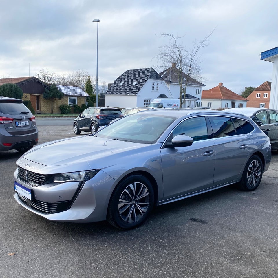 Peugeot 508 1,6 Hybrid Allure Pack SW EAT8 5d