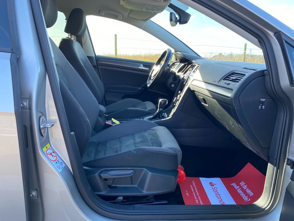 VW Golf VII 1,6 TDi 115 Comfortline Variant DSG 5d