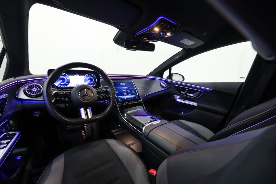 Mercedes EQE350 AMG Line 4d