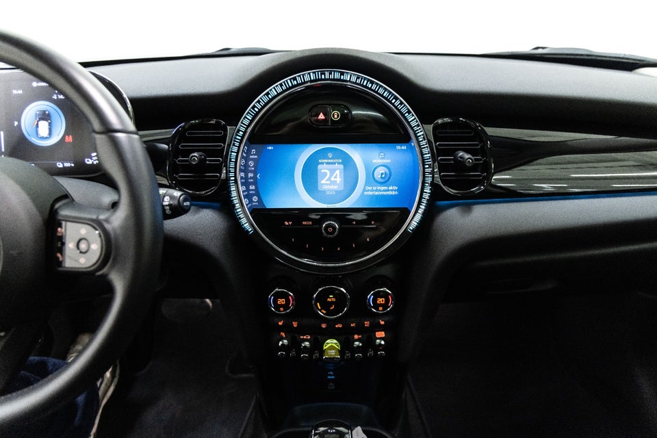 MINI Cooper SE Edition Premium Plus 3d