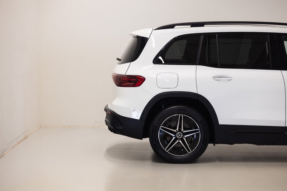 Mercedes EQB250+ AMG Premium 7prs 5d