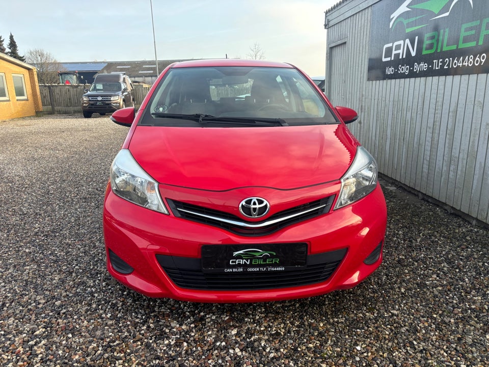 Toyota Yaris 1,0 VVT-i T1 5d