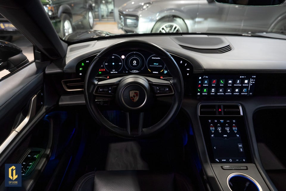 Porsche Taycan 4S Performance+ 4d
