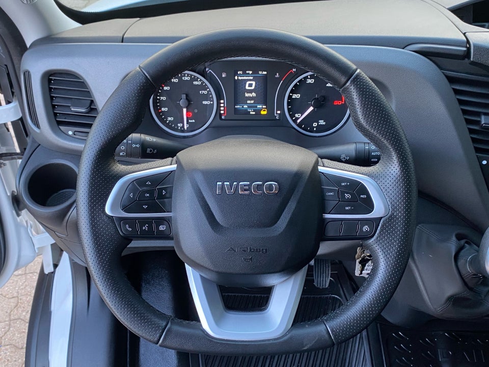 Iveco Daily 2,3 35S16 4100mm Lad AG8