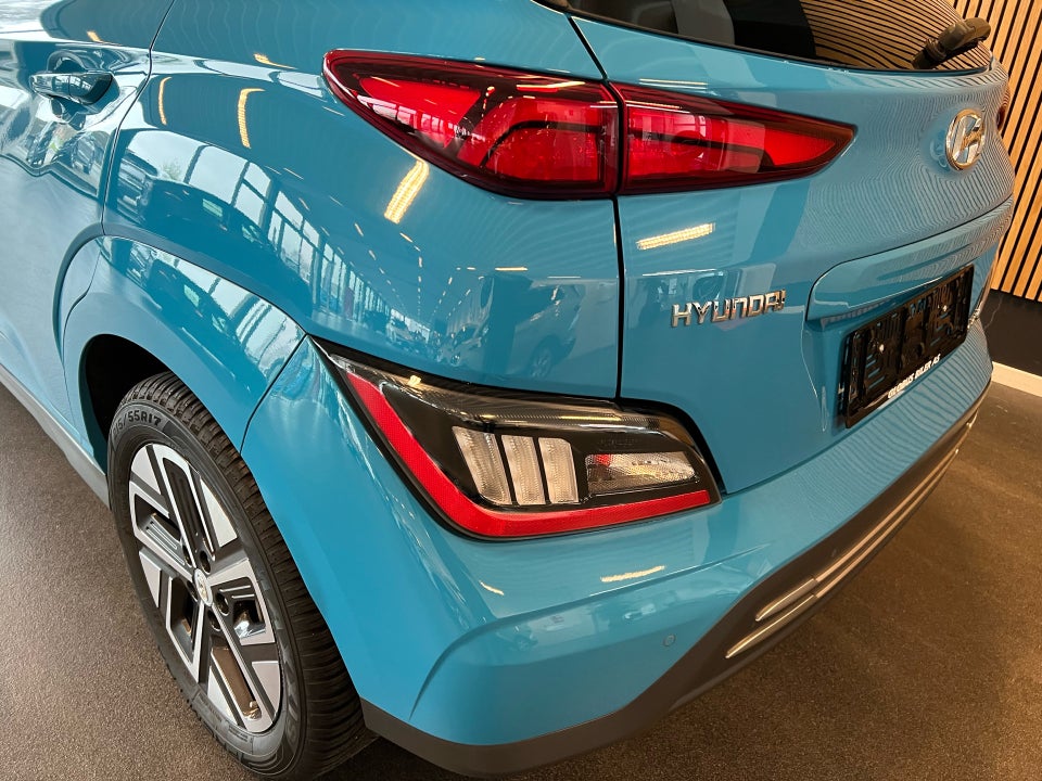 Hyundai Kona 64 EV Premium 5d