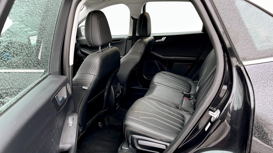 Ford Kuga 2,5 PHEV Vignale CVT 5d