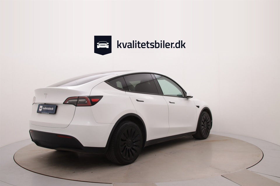 Tesla Model Y Long Range AWD 5d