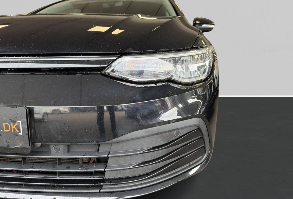 VW Golf VIII 2,0 TDi 115 Life DSG Van 5d