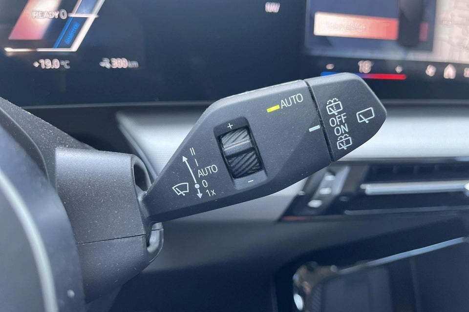 BMW iX1 eDrive20 5d