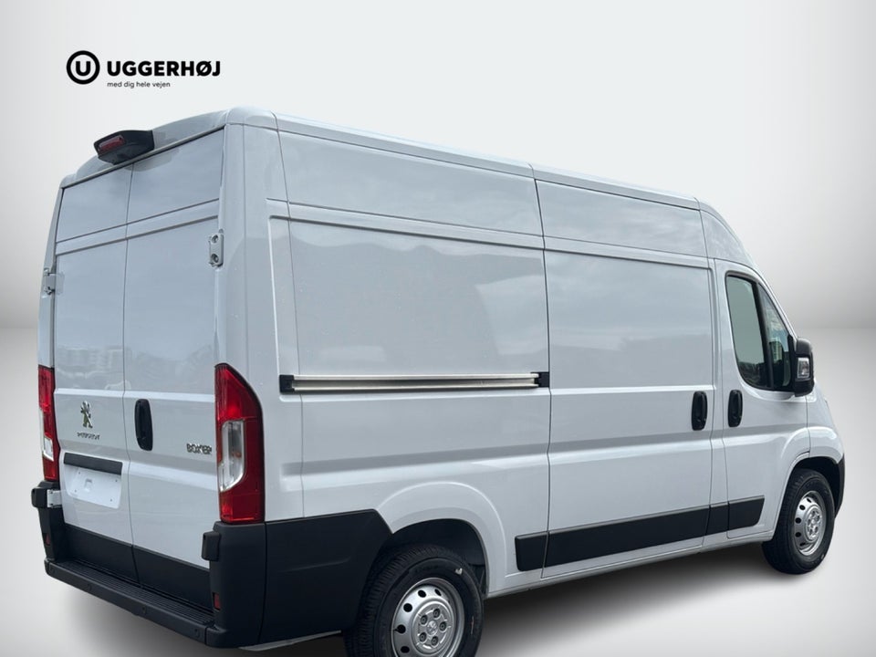 Peugeot Boxer 435 2,2 BlueHDi 165 L2H2 Premium