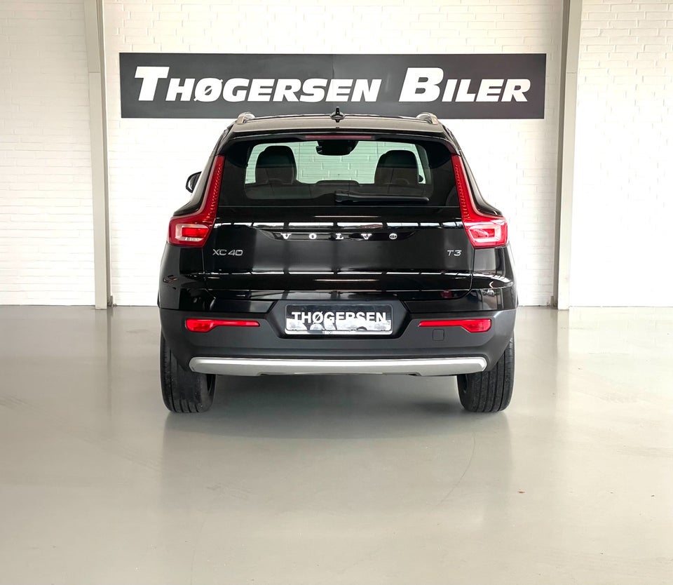 Volvo XC40 1,5 T3 156 Momentum 5d