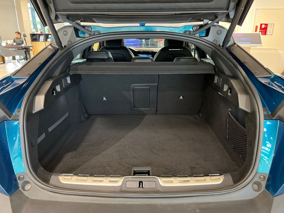 Peugeot e-408 58 GT 5d