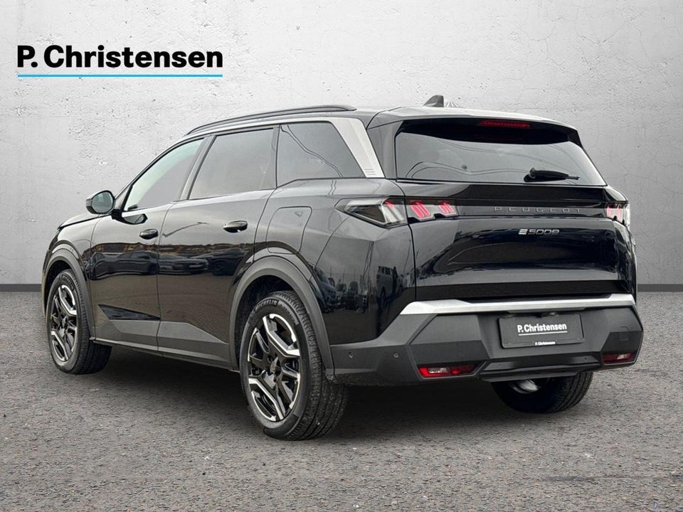 Peugeot e-5008 77 Allure 7prs 5d