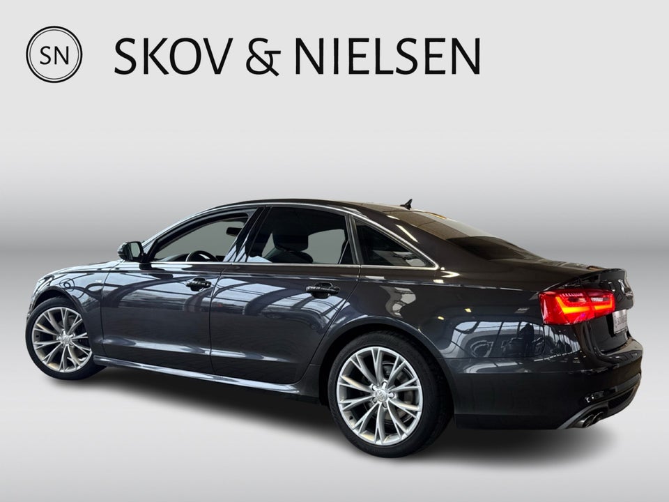 Audi A6 2,0 TDi 177 S-line Multitr. 4d