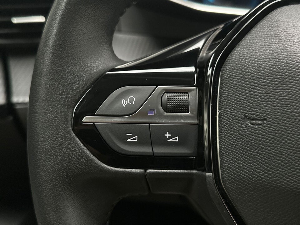 Peugeot e-2008 50 Allure Pack 5d