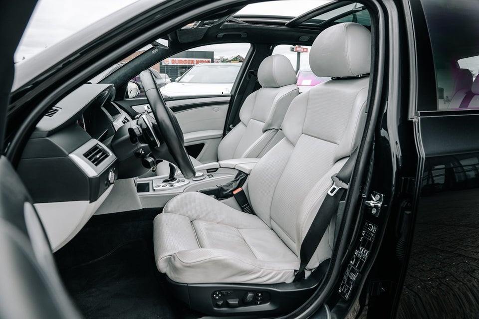 BMW M5 5,0 Touring SMG 5d