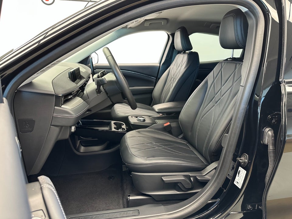 Ford Mustang Mach-E 75 Standard Range 5d