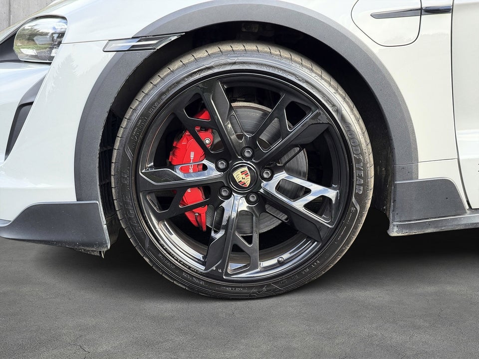 Porsche Taycan 4S Performance+ Cross Turismo 5d