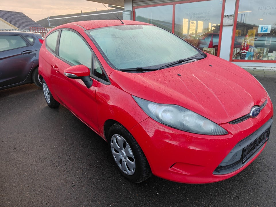 Ford Fiesta 1,25 60 Ambiente 3d