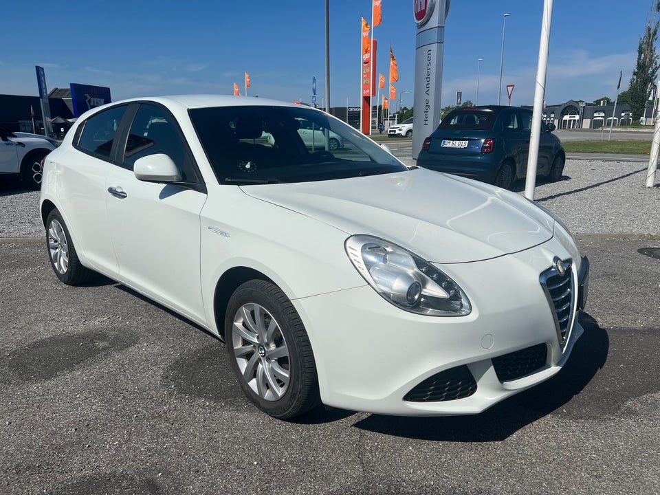 Alfa Romeo Giulietta 1,4 Turbo 120 Progression 5d