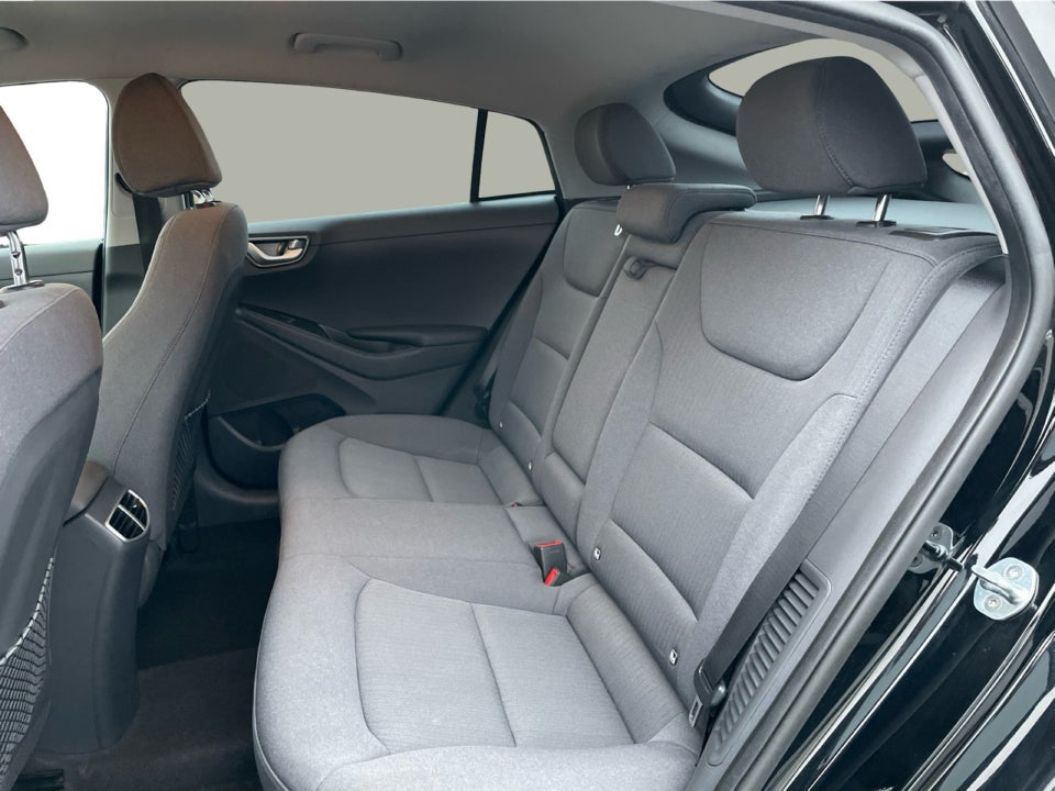 Hyundai Ioniq 1,6 PHEV Premium DCT 5d