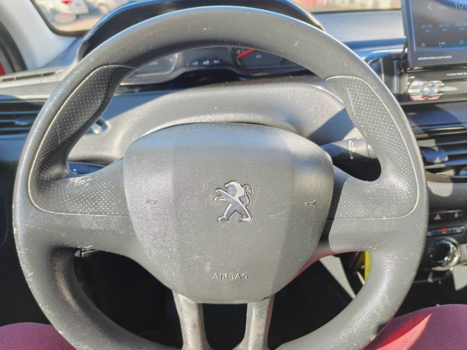 Peugeot 208 1,0 VTi Active 5d