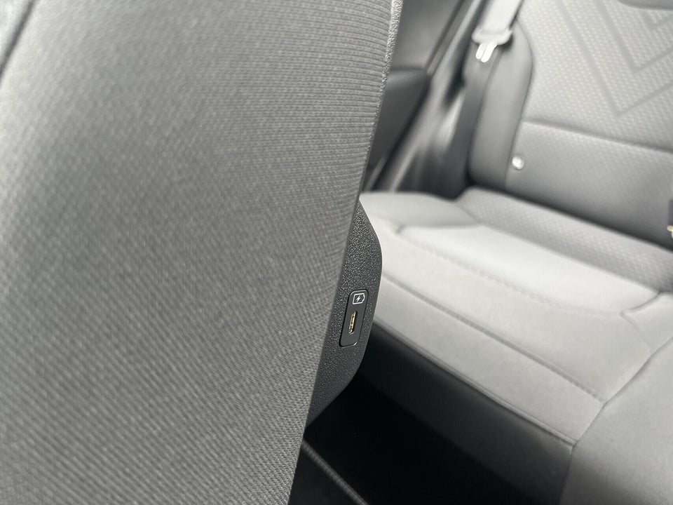 Kia Niro 64 EV Access 5d