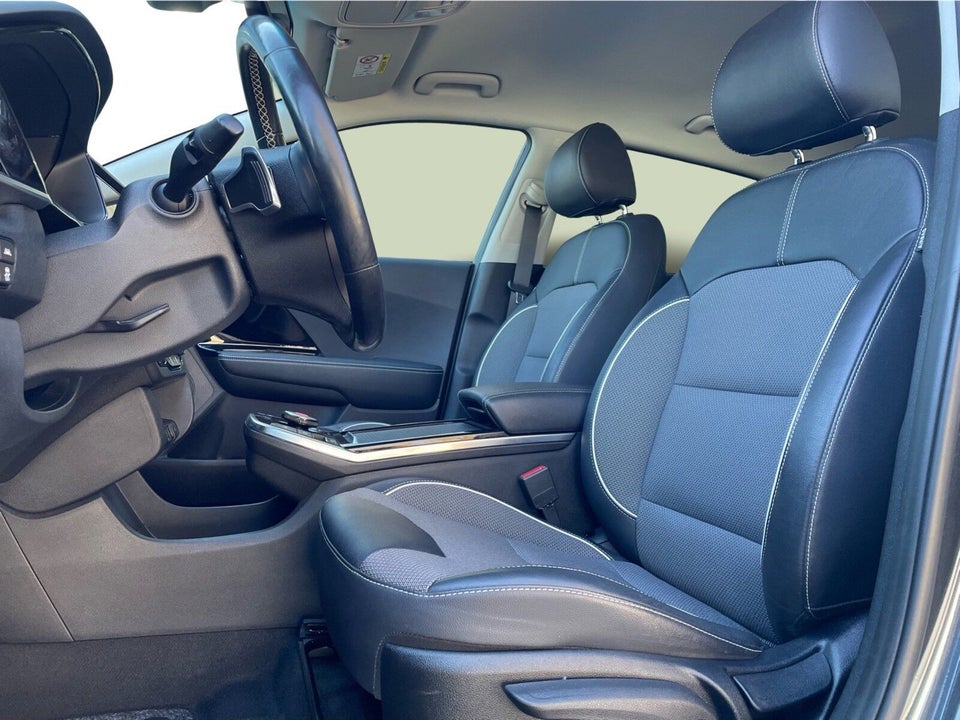 Kia e-Niro 64 Advance 5d