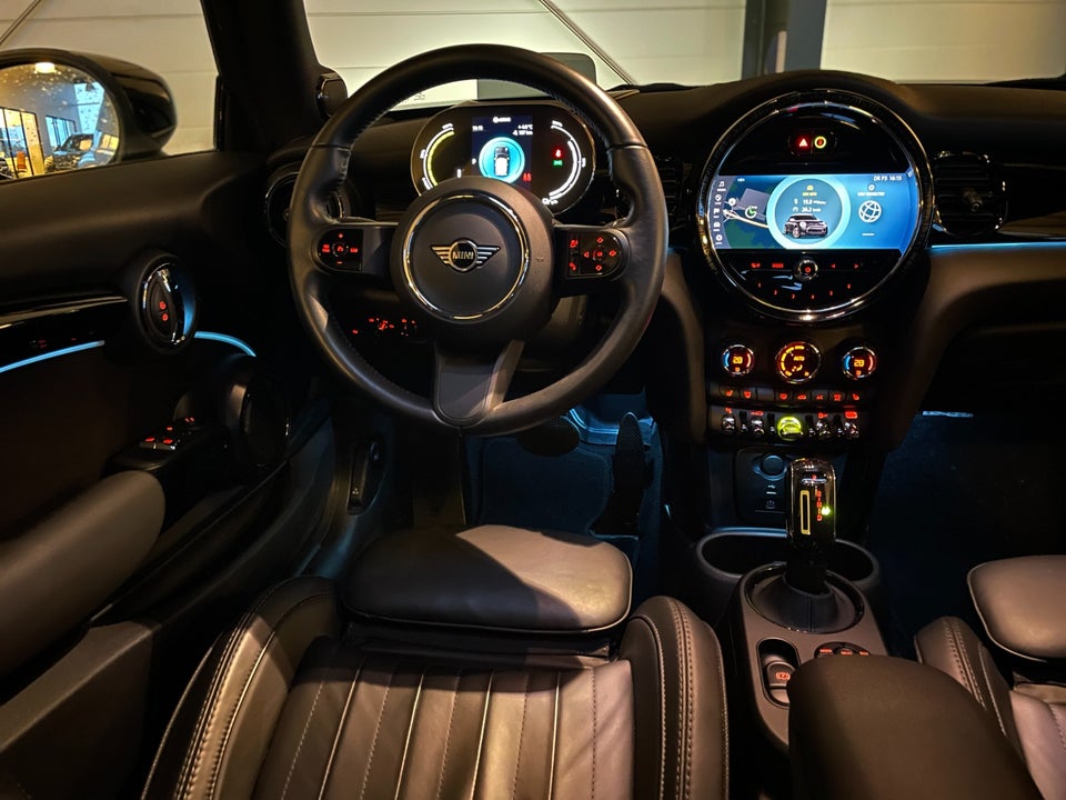 MINI Cooper SE Maximise 3d