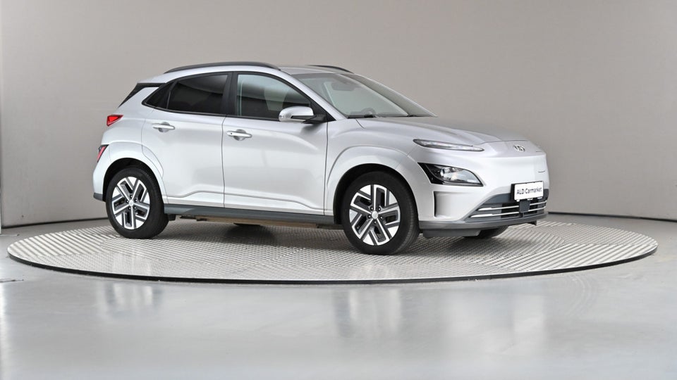 Hyundai Kona 64 EV Essential 5d