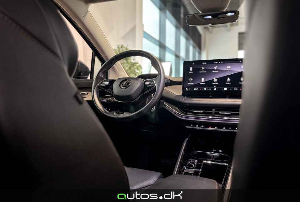 Skoda Enyaq 80 iV Selection Suite 5d