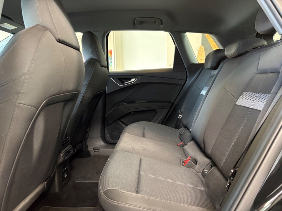 Audi Q4 e-tron 40 Advanced 5d