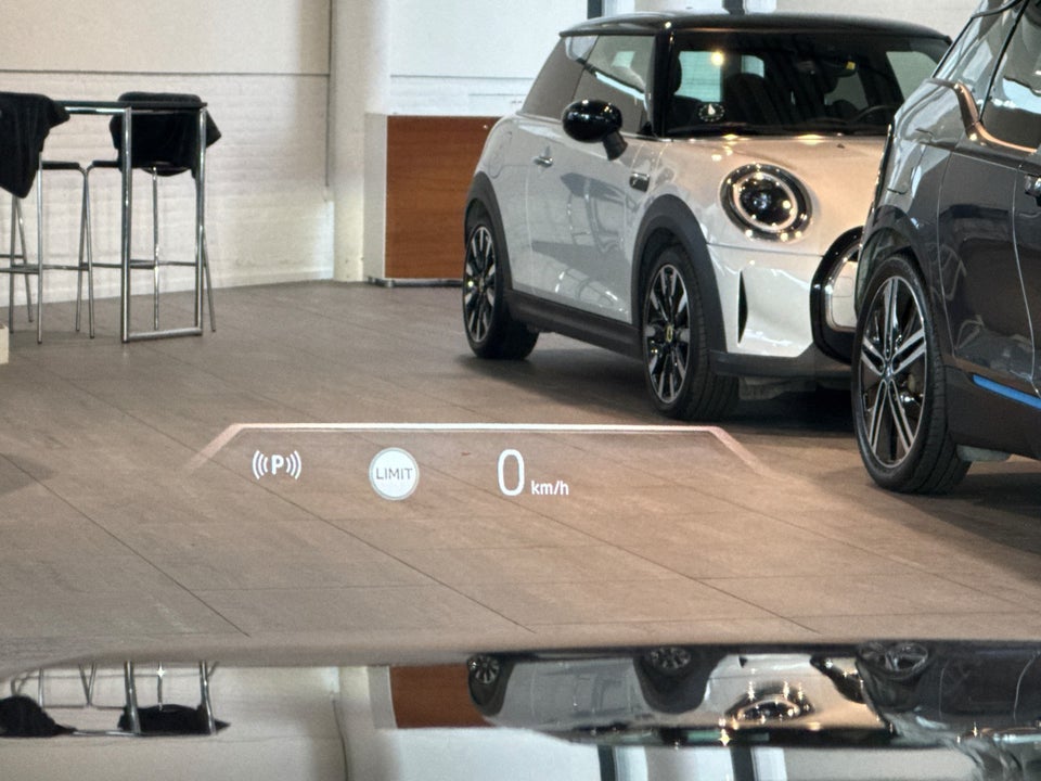 BMW i5 eDrive40 Fully Charged M-Sport 4d