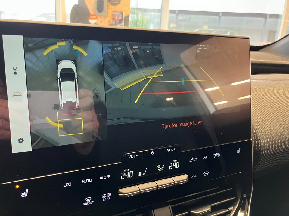 Subaru Solterra 71 Limited 5d