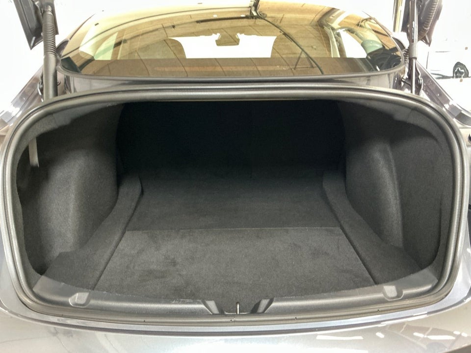 Tesla Model 3 Long Range AWD 4d