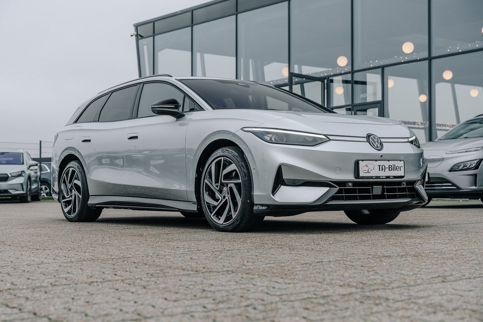 VW ID.7 77 Pro Tourer 5d