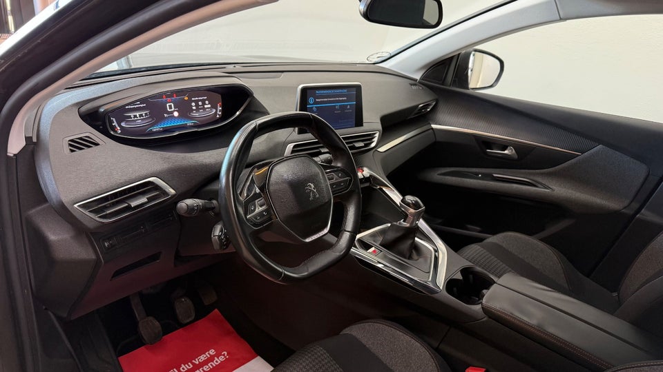 Peugeot 3008 1,2 e-THP 130 Allure 5d