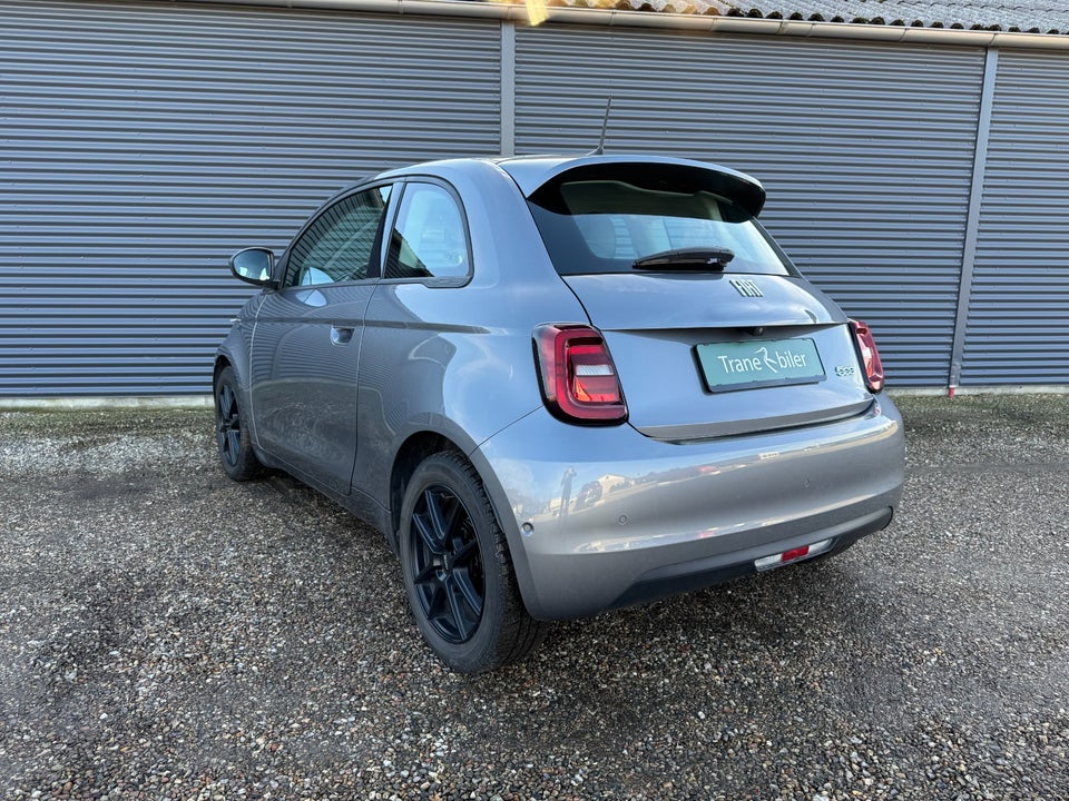 Fiat 500e 42 Icon 3d