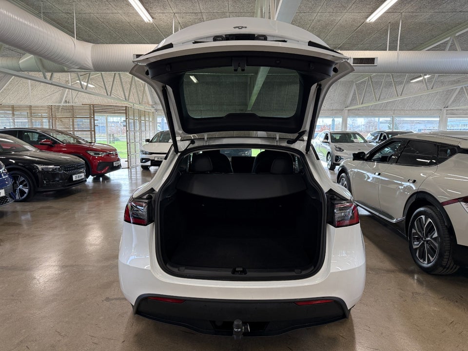Tesla Model Y Long Range RWD 5d