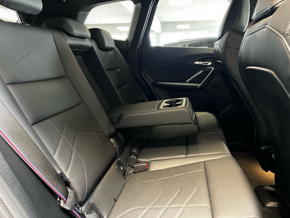 BMW iX1 xDrive30 M-Sport 5d