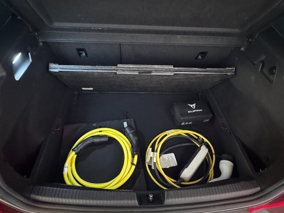 Cupra Born 59 e-Boost Dinamica Pack 5d