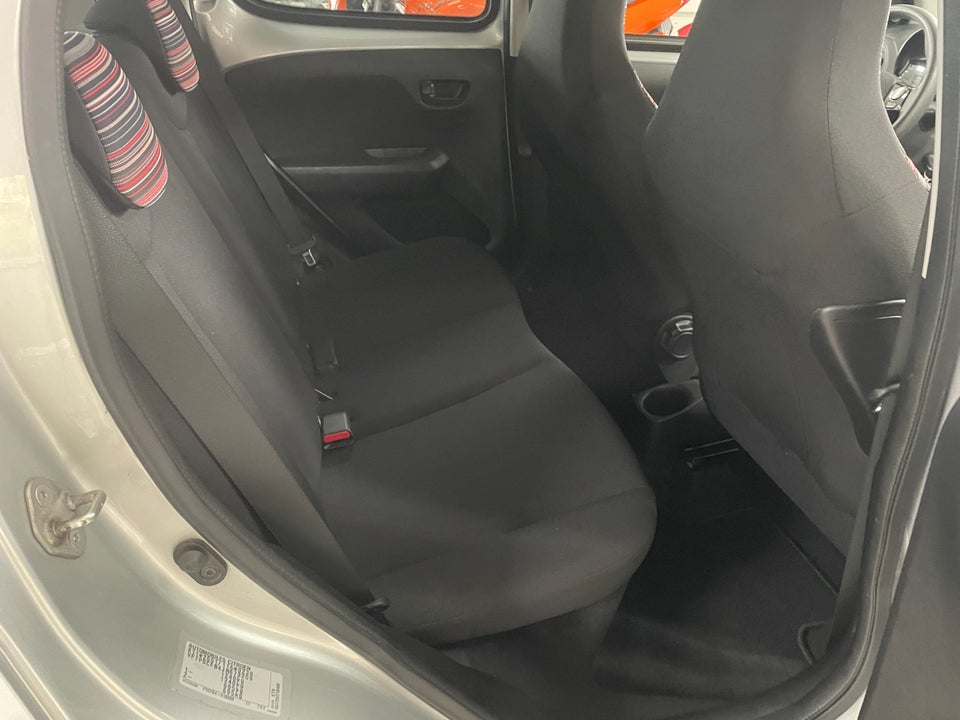 Citroën C1 1,0 VTi Iconic+ 5d