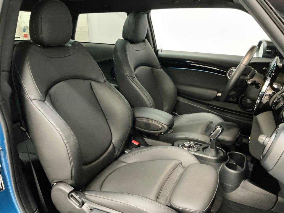 MINI Cooper SE Maximise 3d