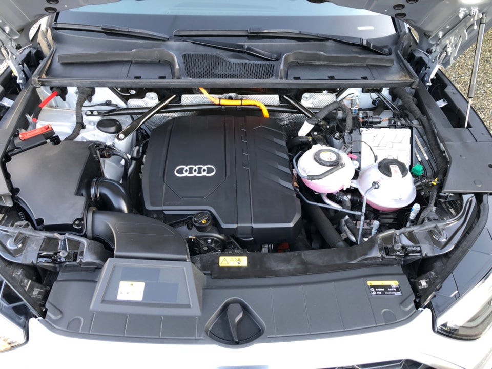 Audi Q5 50 TFSi e S-line quattro S-tr. 5d